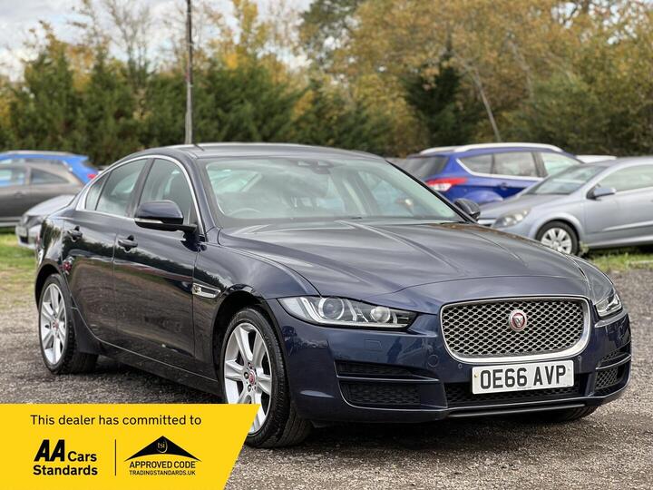 Jaguar XE 2.0d Portfolio Auto AWD Euro 6 (s/s) 4dr