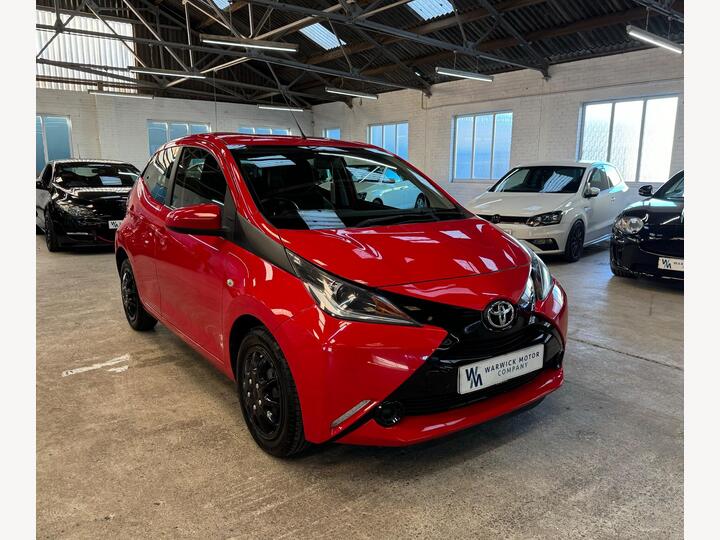 Toyota AYGO 1.0 VVT-i X-play Euro 6 5dr