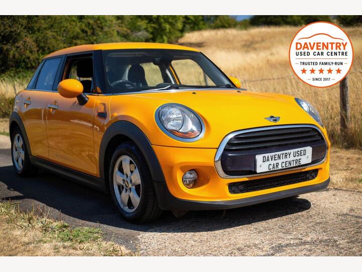 MINI HATCH 1.5 Cooper Euro 6 (s/s) 5dr
