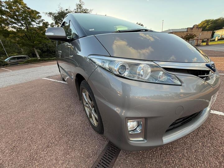 Toyota Estima 2.4 HYBRID PETROL Toyota Estima 2.4 HYBRID PETROL