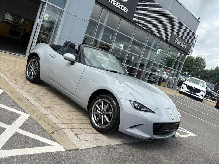 Mazda MX-5 1.5 SKYACTIV-G Exclusive-Line Roadster Euro 6 (s/s) 2dr