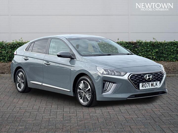 Hyundai IONIQ 1.6 H-GDi 8.9kWh Premium SE DCT Euro 6 (s/s) 5dr Hyundai IONIQ 1.6 H-GDi 8.9kWh Premium SE DCT Euro 6 (s/s) 5dr