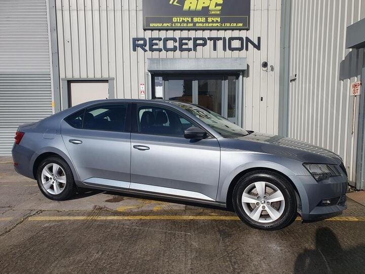 Skoda SUPERB DIESEL HATCHBACK 1.6 TDI S Euro 6 (s/s) 5dr