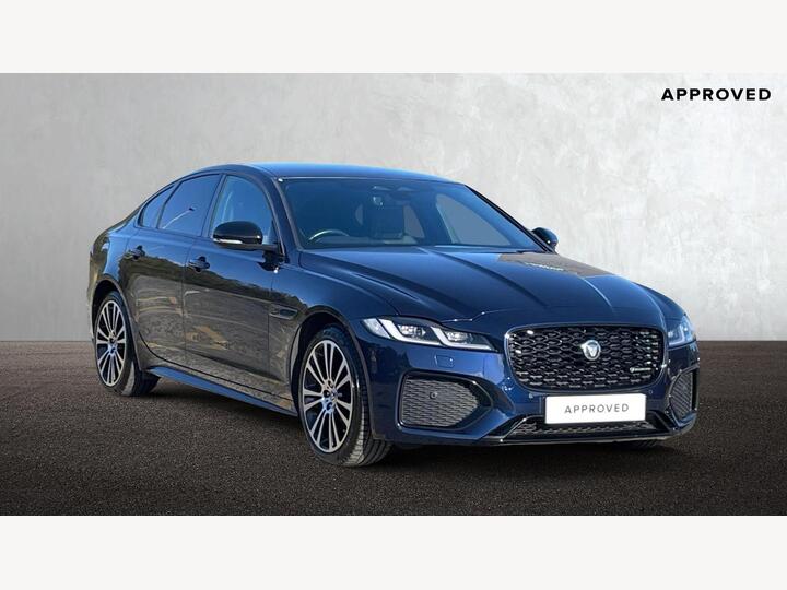 Jaguar XF 2.0 D200 MHEV R-Dynamic SE Black Auto Euro 6 (s/s) 4dr