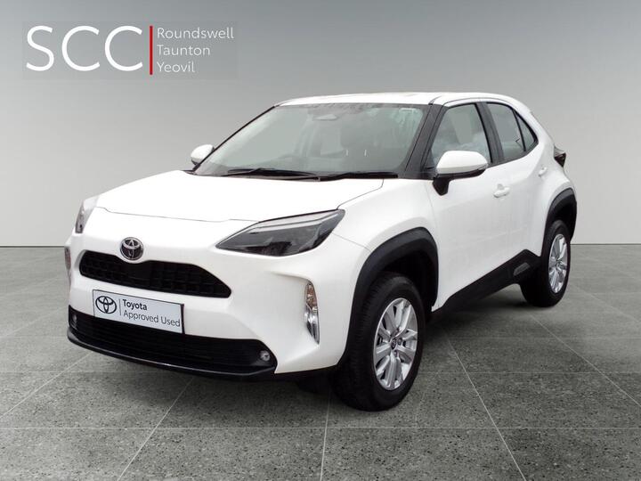 Toyota Yaris Cross 1.5 VVT-h Icon E-CVT Euro 6 (s/s) 5dr Toyota Yaris Cross 1.5 VVT-h Icon E-CVT Euro 6 (s/s) 5dr