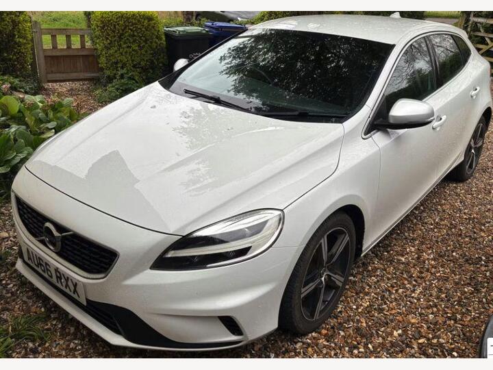 Volvo V40 2.0 T2 R-Design Euro 6 (s/s) 5dr