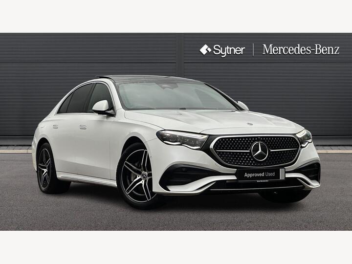 Mercedes-Benz E CLASS 2.0 E300e 25.4kWh AMG Line (Premium) G-Tronic Euro 6 (s/s) 4dr Mercedes-Benz E CLASS 2.0 E300e 25.4kWh AMG Line (Premium) G-Tronic Euro 6 (s/s) 4dr
