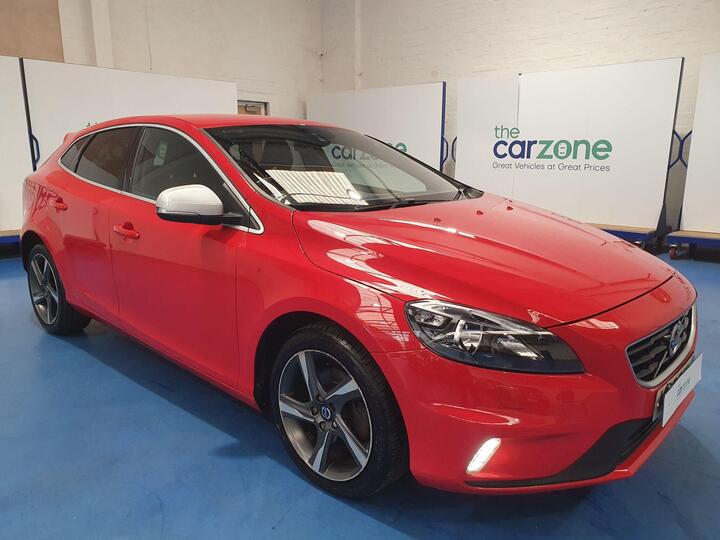 Volvo V40 2.0 T3 R-Design Nav Euro 6 (s/s) 5dr