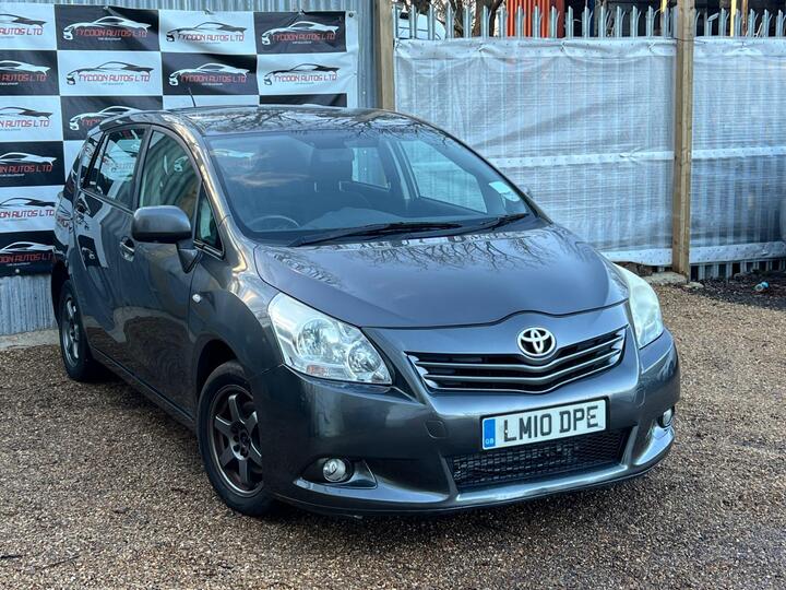 Toyota Verso 1.8 V-Matic TR Multidrive S Euro 4 5dr Toyota Verso 1.8 V-Matic TR Multidrive S Euro 4 5dr