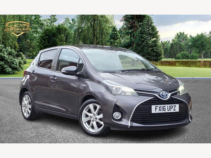 Toyota Yaris 1.5 VVT-h Excel E-CVT Euro 6 5dr (15in Alloy)