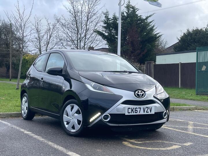 Toyota AYGO 1.0 VVT-i X-play Euro 6 5dr