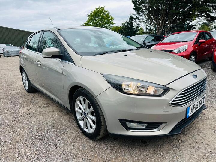 Ford Focus 1.0T EcoBoost Titanium Euro 6 (s/s) 5dr