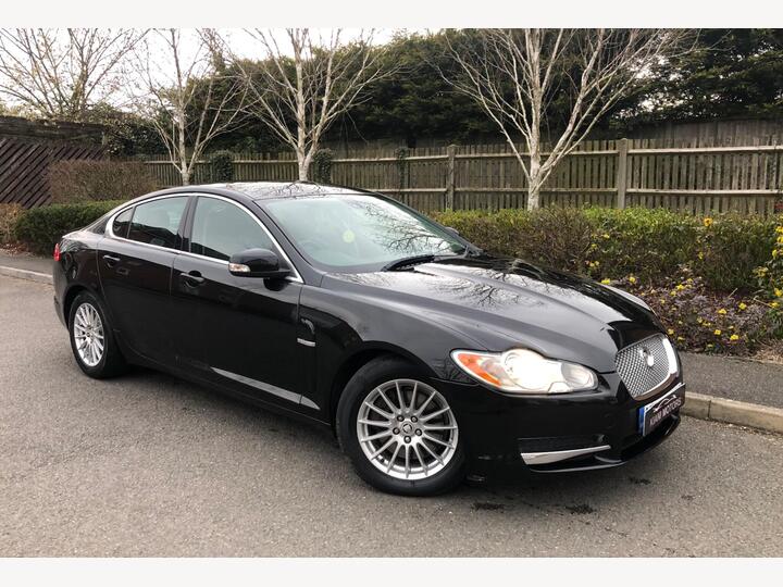 Jaguar XF 2.7d V6 Luxury Auto Euro 4 4dr