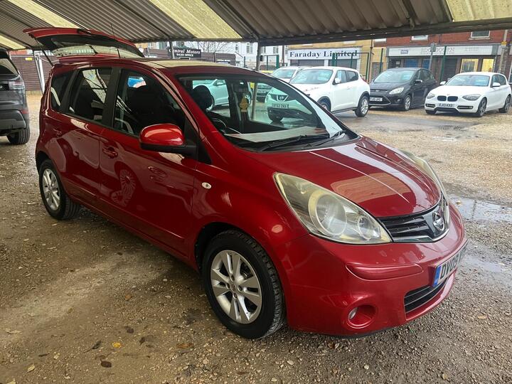 Nissan Note 1.6 16V Acenta Auto Euro 4 5dr