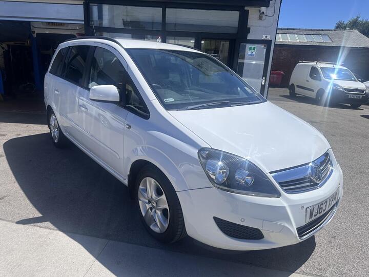 Vauxhall ZAFIRA 1.6 16V Exclusiv Euro 5 5dr