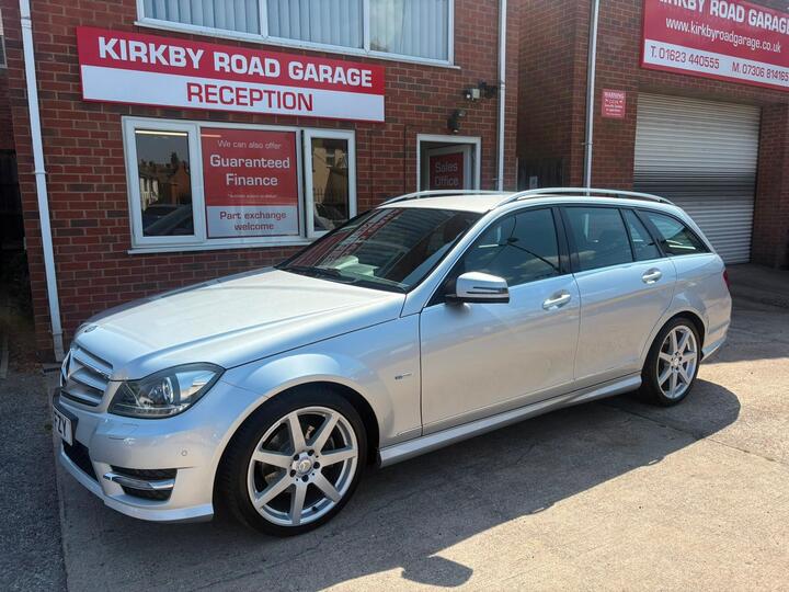 Mercedes-Benz C Class 2.1 C220 CDI BlueEfficiency Sport G-Tronic+ Euro 5 (s/s) 5dr