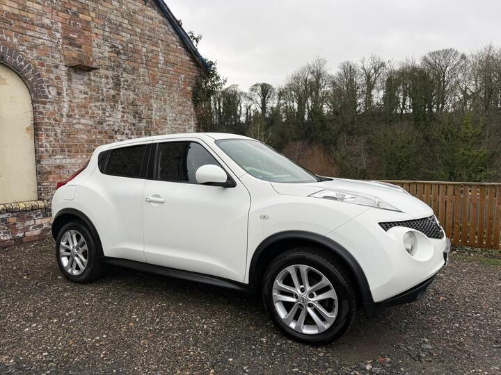 Nissan Juke 1.6 Acenta Premium Euro 5 (s/s) 5dr
