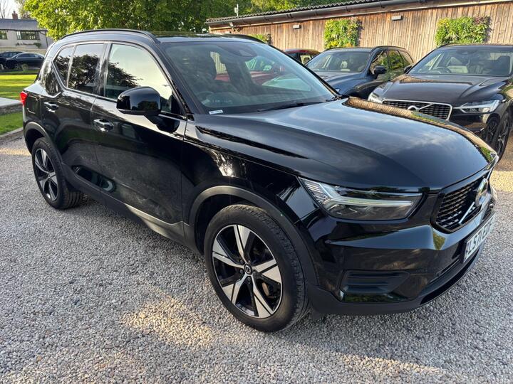 Volvo XC40 1.5h T4 Recharge 10.7kWh R-Design Auto Euro 6 (s/s) 5dr