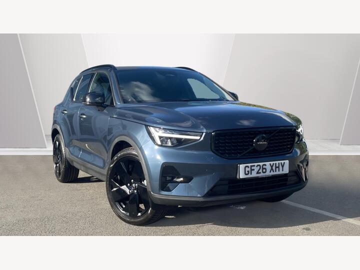 Volvo XC40 2.0 B3 MHEV Plus Black Edition DCT Auto Euro 6 (s/s) 5dr