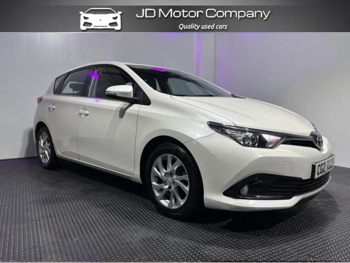 Toyota Auris 1.2 VVT-i Business Edition Euro 6 (s/s) 5dr (Safety Sense)