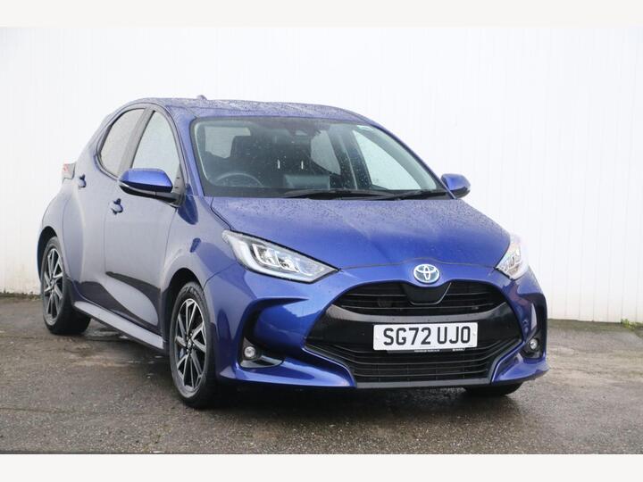 Toyota Yaris 1.5 VVT-h Design E-CVT Euro 6 (s/s) 5dr Toyota Yaris 1.5 VVT-h Design E-CVT Euro 6 (s/s) 5dr