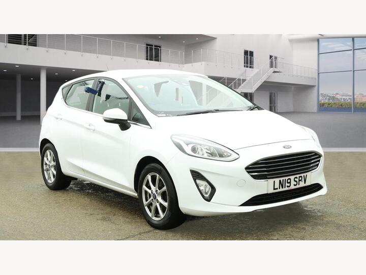 Ford Fiesta 1.1 Ti-VCT Zetec Euro 6 (s/s) 5dr Ford Fiesta 1.1 Ti-VCT Zetec Euro 6 (s/s) 5dr