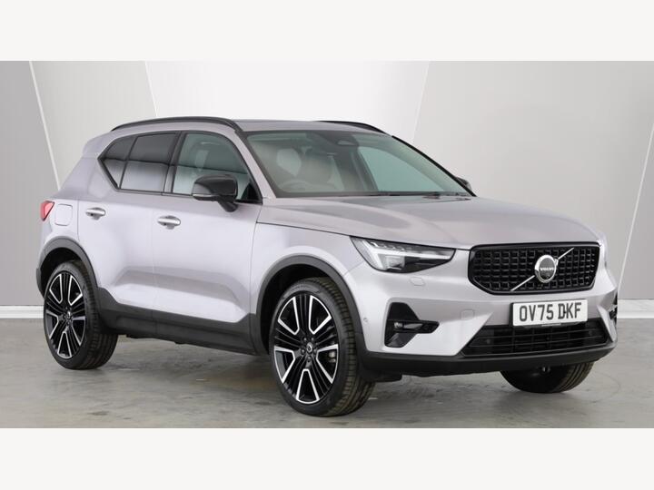 Volvo XC40 2.0 B3 MHEV Ultra Dark DCT Auto Euro 6 (s/s) 5dr