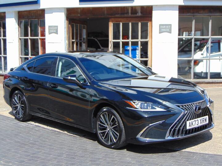 Lexus ES 2.5 300h E-CVT Euro 6 (s/s) 4dr
