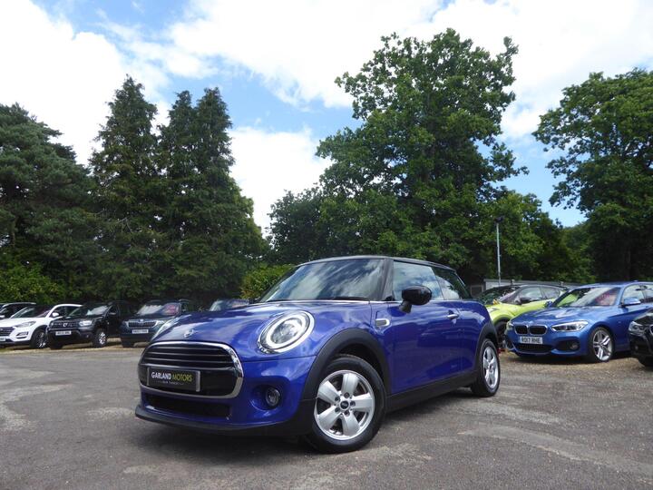 MINI Hatch 1.5 Cooper Classic Steptronic Euro 6 (s/s) 3dr