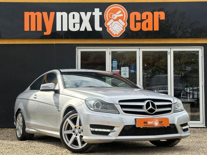 Mercedes-Benz C-CLASS 2.1 C220 CDI BlueEfficiency AMG Sport G-Tronic+ Euro 5 (s/s) 2dr Mercedes-Benz C-CLASS 2.1 C220 CDI BlueEfficiency AMG Sport G-Tronic+ Euro 5 (s/s) 2dr