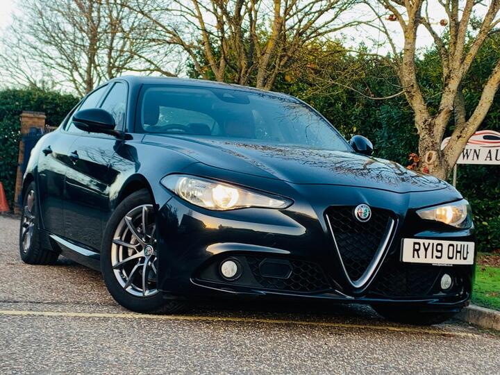 Alfa Romeo Giulia 2.2 TD Super Auto Euro 6 (s/s) 4dr
