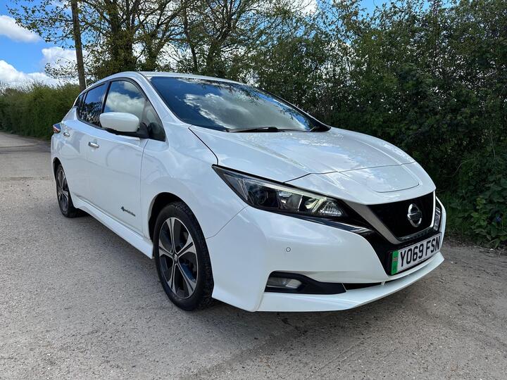 Nissan Leaf 40kWh N-Connecta Auto 5dr