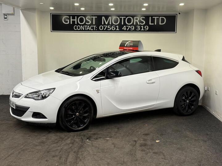 Vauxhall Astra GTC 1.6 CDTi EcoFLEX SRi Euro 6 (s/s) 3dr Vauxhall Astra GTC 1.6 CDTi EcoFLEX SRi Euro 6 (s/s) 3dr