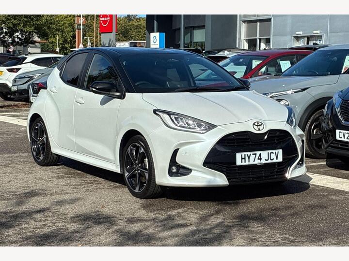 Toyota Yaris 1.5 VVT-h Premiere Edition E-CVT Euro 6 (s/s) 5dr