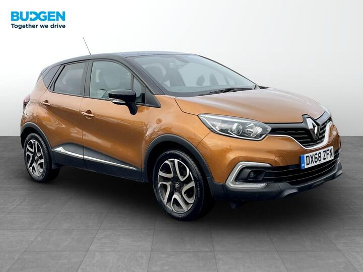 Renault Captur 0.9 TCe ENERGY Iconic Euro 6 (s/s) 5dr Renault Captur 0.9 TCe ENERGY Iconic Euro 6 (s/s) 5dr