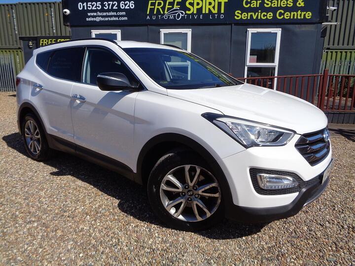 Hyundai Santa Fe 2.2 CRDi Premium 4WD 5dr (5 Seat) SUV 2.2 Automatic Diesel