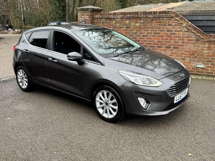 Ford FIESTA 1.0T EcoBoost Titanium Euro 6 (s/s) 5dr Ford FIESTA 1.0T EcoBoost Titanium Euro 6 (s/s) 5dr
