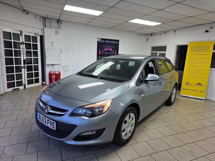 Vauxhall Astra 1.3 CDTi EcoFLEX ES Sports Tourer Euro 5 (s/s) 5dr