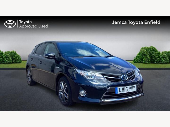 Toyota Auris 1.8 VVT-h Icon Plus CVT Euro 5 (s/s) 5dr Toyota Auris 1.8 VVT-h Icon Plus CVT Euro 5 (s/s) 5dr