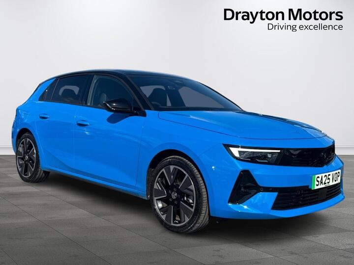 Vauxhall Astra Electric 54kWh Ultimate Auto 5dr