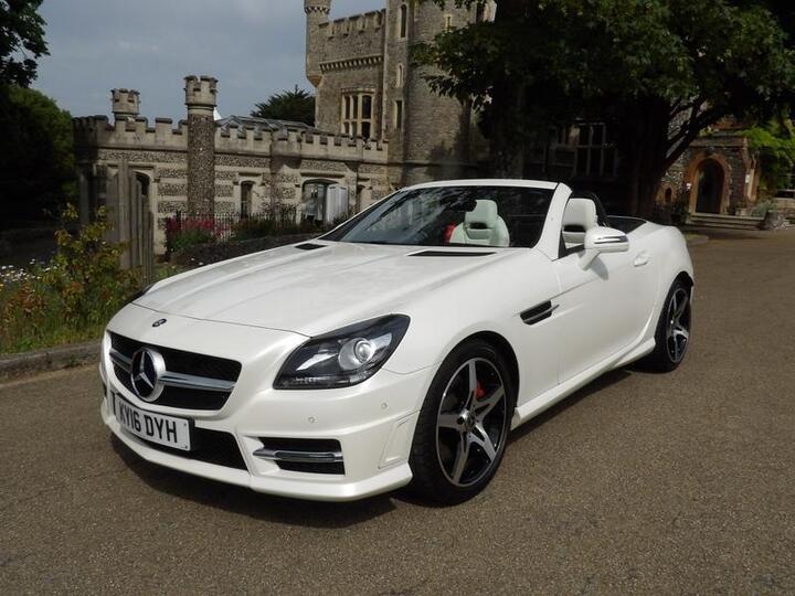 Mercedes-Benz SLK 2.0 SLK200 AMG Sport G-Tronic Euro 6 (s/s) 2dr Mercedes-Benz SLK 2.0 SLK200 AMG Sport G-Tronic Euro 6 (s/s) 2dr