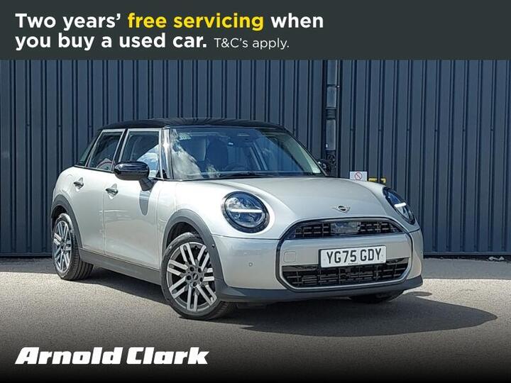 MINI Cooper 1.5C Classic Steptronic Euro 6 (s/s) 5dr