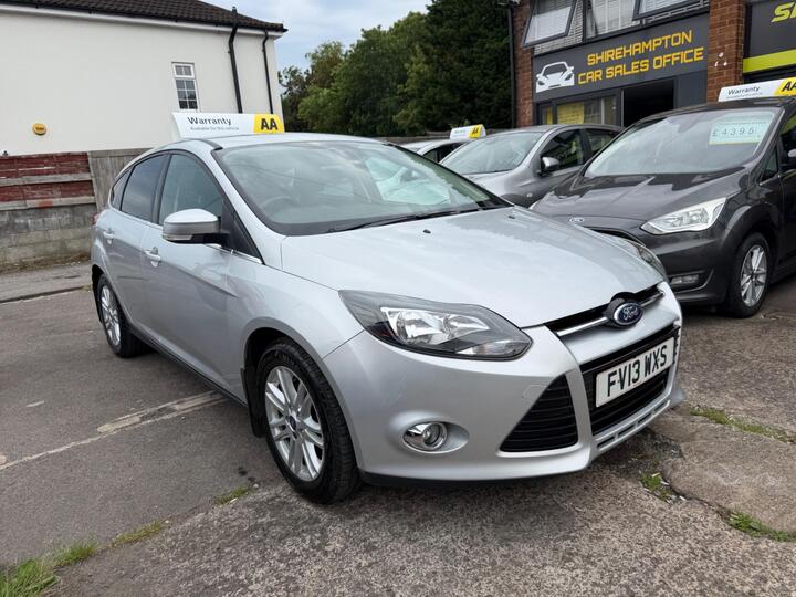 Ford Focus 1.0T EcoBoost Titanium Euro 5 (s/s) 5dr