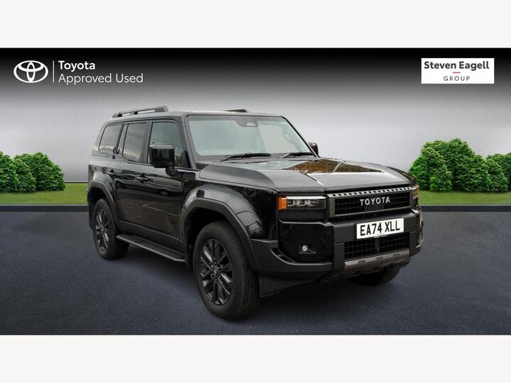 Toyota Land Cruiser 2.8D Invincible Auto 4WD Euro 6 (s/s) 5dr (LWB) Toyota Land Cruiser 2.8D Invincible Auto 4WD Euro 6 (s/s) 5dr (LWB)