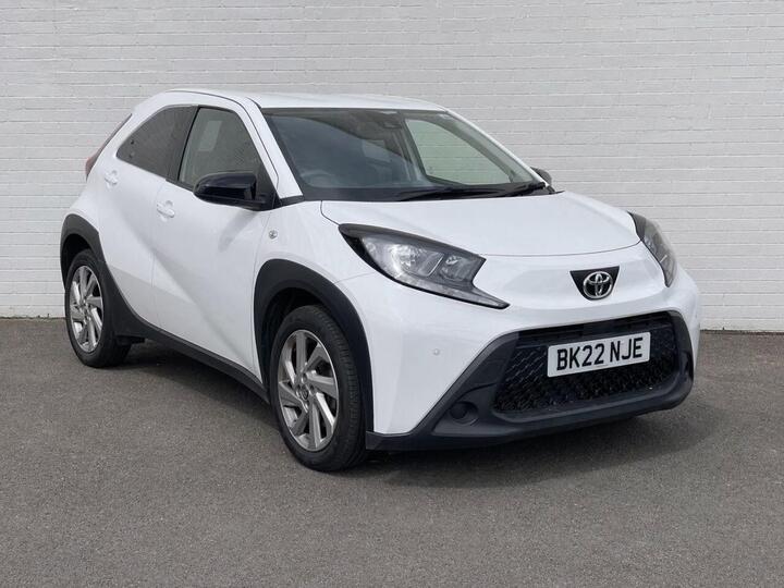 Toyota AYGO X 1.0 VVT-i Pure X-shift Euro 6 (s/s) 5dr