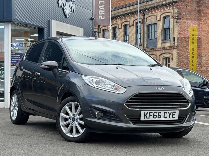 Ford Fiesta 1.0T EcoBoost Titanium Euro 6 (s/s) 5dr