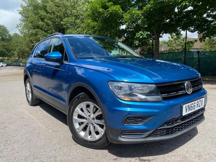 Volkswagen Tiguan 2.0 TDI BlueMotion Tech S Euro 6 (s/s) 5dr Volkswagen Tiguan 2.0 TDI BlueMotion Tech S Euro 6 (s/s) 5dr