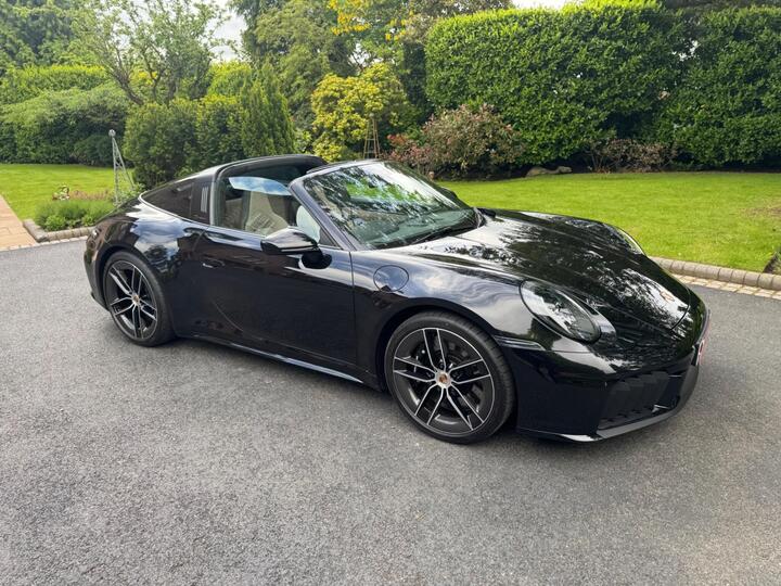 Porsche 911 3.6 T-Hybrid 992 4 GTS Targa PDK 4WD Euro 6 (s/s) 2dr