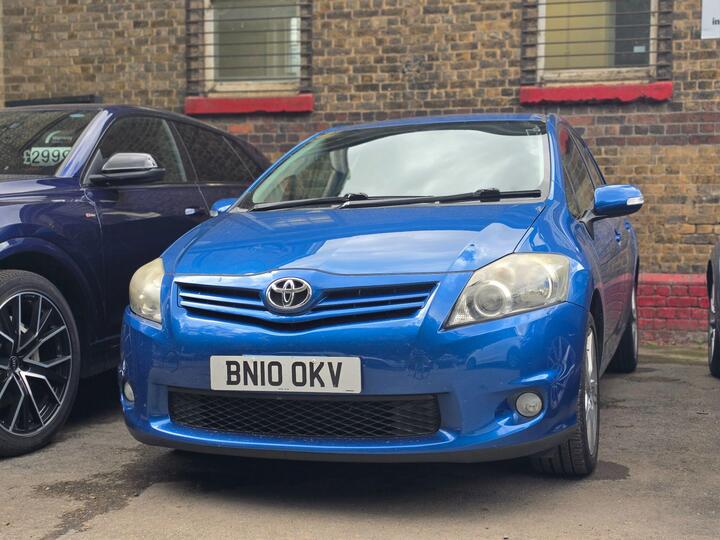 Toyota Auris 1.6 V-Matic SR Euro 5 5dr
