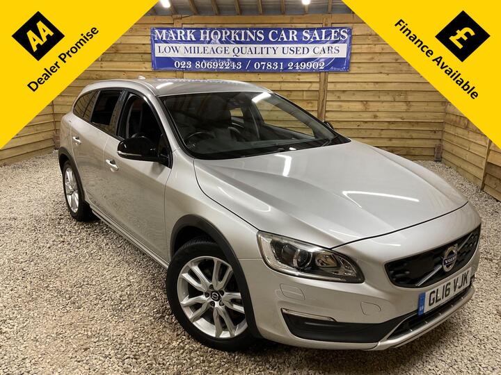 Volvo V60 CROSS COUNTRY 2.4 D4 Lux Nav Auto AWD Euro 6 (s/s) 5dr